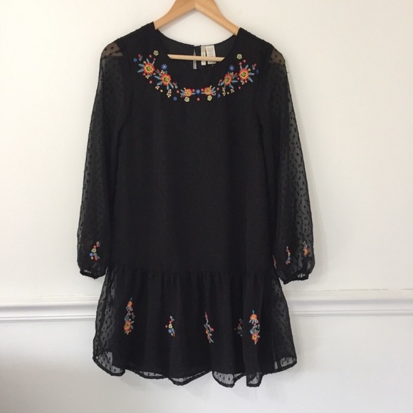 Japan Floral Embroidered Swiss Dot Drop Hem Dress - Picture 1 of 7